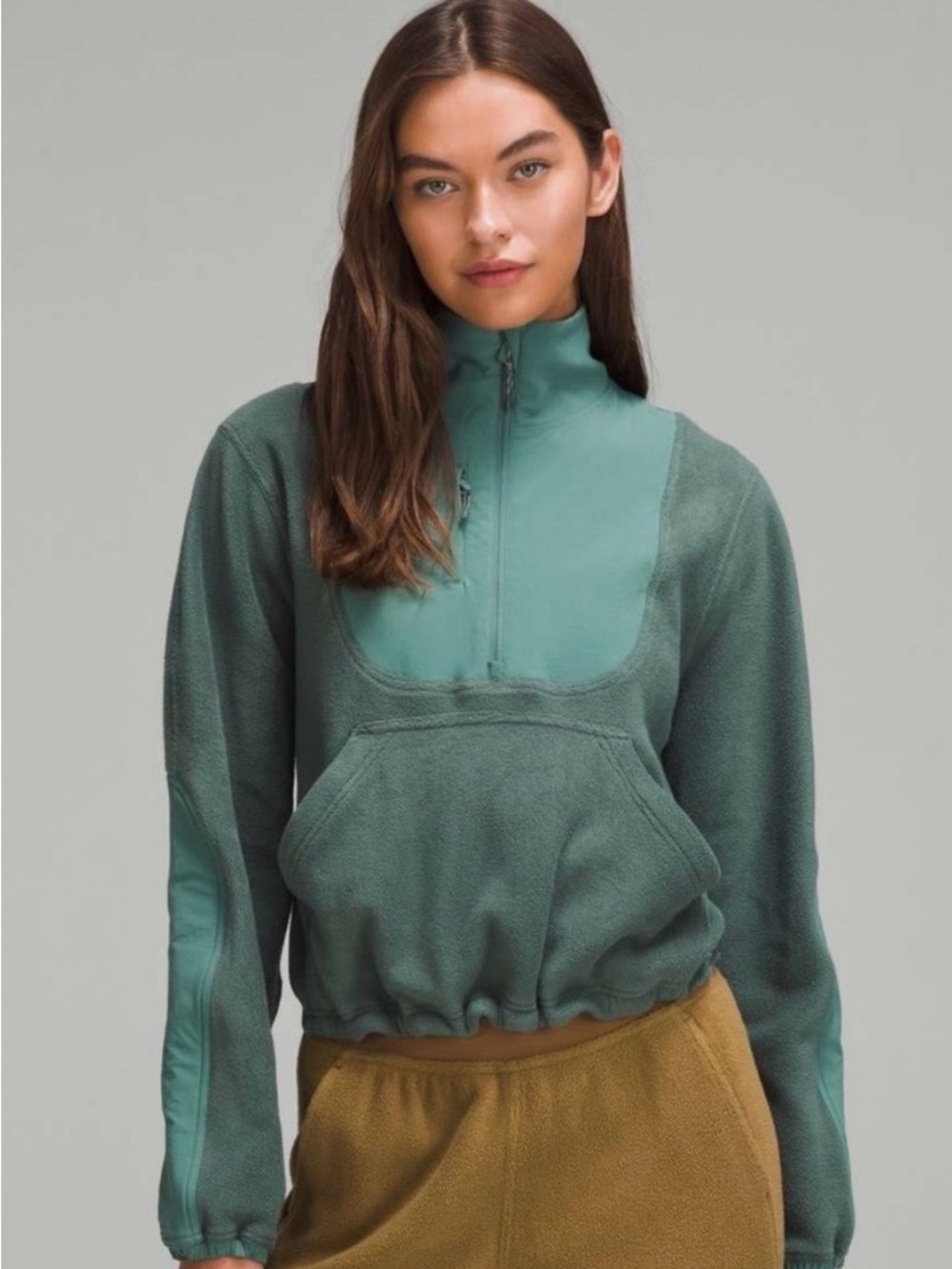 Lululemon Fleece + Ripstop Hiking Pullover Dark Forest /
Medium Forest/ size 8